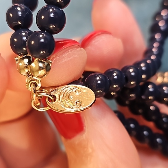 Vintage 2006 Charming Charlie blue acrylic necklace, 3 strands - Picture 4 of 5